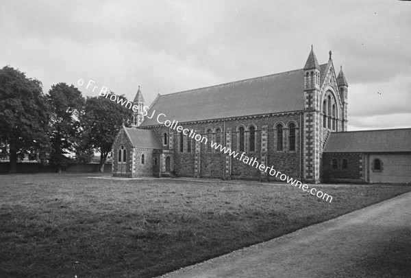 COLLEGE CHAPEL